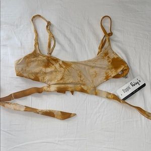 Dippin’ Daisy’s swim top